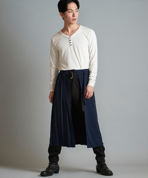 NO ID.(ノーアイディ)の「mp12055- プリーツラップスカート(スカート・メンズ・ブラック/グレー/ネイビー・ONE SIZE)」の17枚目の写真