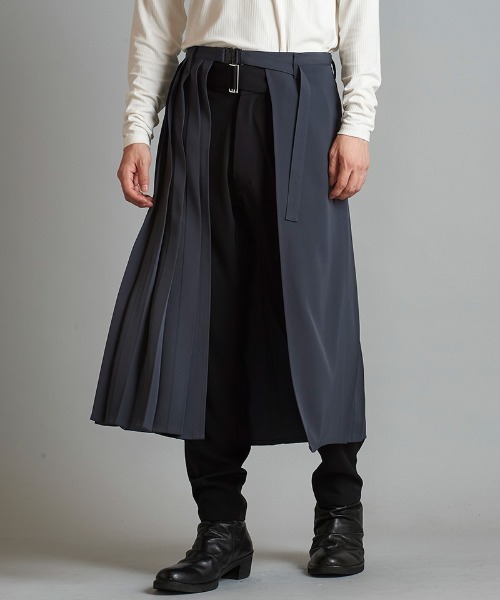 NO ID.(ノーアイディ)の「mp12055- プリーツラップスカート(スカート・メンズ・ブラック/グレー/ネイビー・ONE SIZE)」の18枚目の写真