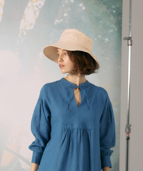 SMELLY（スメリー）の「コットンツイルワイドハット（ハット・レディース・ブラック/アイボリー・-）」の5枚目の写真