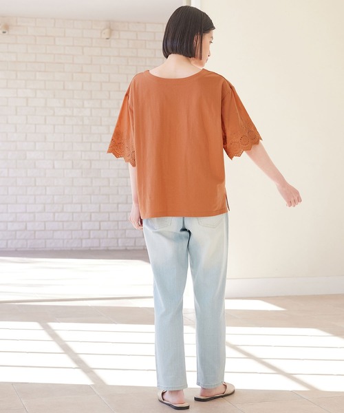 Viola e Viola(ヴィオラエヴィオラ)の「綿100% 袖レース切替Tシャツ(Tシャツ/カットソー・レディース・オレンジ/ホワイト/ブラック・LL/M/L/3L)」の14枚目の写真