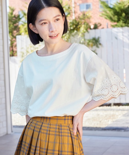 Viola e Viola(ヴィオラエヴィオラ)の「綿100% 袖レース切替Tシャツ(Tシャツ/カットソー・レディース・オレンジ/ホワイト/ブラック・LL/M/L/3L)」の18枚目の写真