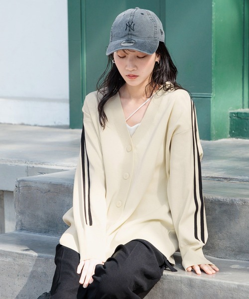 LOWRYS FARM(ローリーズファーム)の「スポンディッシュVカーディガンLS 111154(カーディガン/ボレロ・レディース・ベージュ/レッド/ブルー/アイボリー/ブラック・FREE)」の9枚目の写真