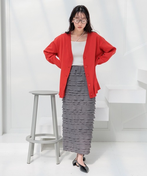 LOWRYS FARM(ローリーズファーム)の「スポンディッシュVカーディガンLS 111154(カーディガン/ボレロ・レディース・ベージュ/レッド/ブルー/アイボリー/ブラック・FREE)」の11枚目の写真