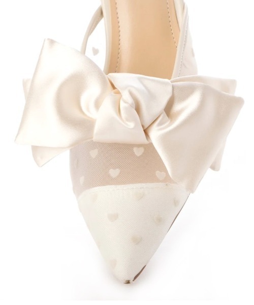 R&E（アールアンドイー）の「【24SS新作】【R&E】リボン付きドットチュールミュールパンプス（パンプス・レディース・アイボリー/ブラック・M/L/S）」の8枚目の写真