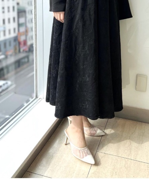 R&E（アールアンドイー）の「【24SS新作】【R&E】リボン付きドットチュールミュールパンプス（パンプス・レディース・アイボリー/ブラック・M/L/S）」の19枚目の写真