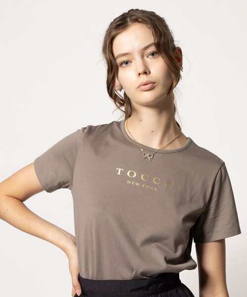 TOCCA(トッカ)の「TOCCA NEW YORK LOGO TEE Tシャツ(Tシャツ/カットソー・レディース・ホワイト系/ブラック系/ライトグリーン系/グレー系・MEDIUM/SMALL)」の9枚目の写真