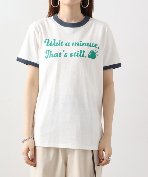spiritoso(スピリトーゾ)の「spiritoso WAIT A MINUTEイチゴプリント リンガーTシャツ(Tシャツ/カットソー・レディース・グリーン/ネイビー/ブラック・F)」の10枚目の写真