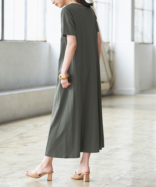 RANAN(ラナン)の「<Beautiful Cotton>ひんやり!UVカットポケット付マキシワンピース(レギュラー丈)(ワンピース・レディース・チャコール/ライトグレー/ダークブラウン/ブラック/クリアグリーン/オレンジ系/ダークブルー/ネイビー・M/L/LL/3L)」の13枚目の写真