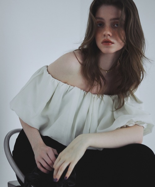 EIMY ISTOIRE(エイミーイストワール)の「バルーンオフショルダーニットワンピース(ワンピース・レディース・ブラック/その他8/ピンク/ホワイト/グリーン系その他2・F)」の8枚目の写真