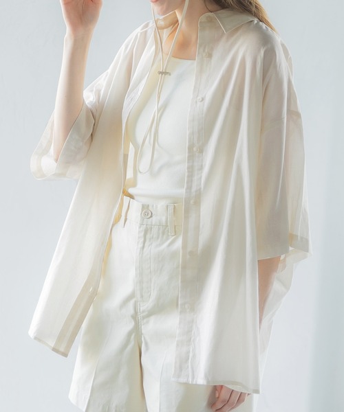 coca(coca)(コカ)の「シアーコットンビッグシャツ(シャツ/ブラウス・レディース・ライトベージュ/ホワイト・M/L)」の2枚目の写真