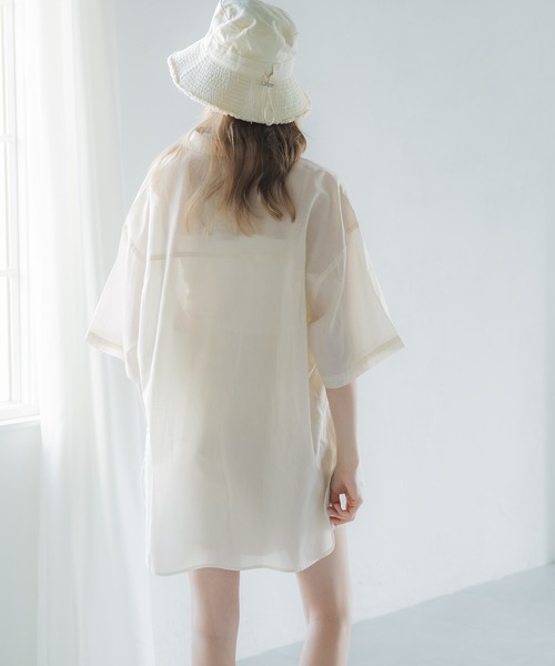 coca(coca)(コカ)の「シアーコットンビッグシャツ(シャツ/ブラウス・レディース・ライトベージュ/ホワイト・M/L)」の13枚目の写真
