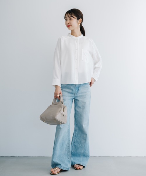 ANNA LUNA(アンナルナ)の「【ANNA LUNA】パールボタンが上品なやわらかデニムシャツブラウス(シャツ/ブラウス・レディース・ネイビー/オフホワイト・LARGE/MEDIUM)」の21枚目の写真