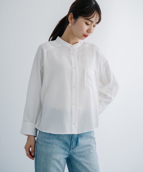 ANNA LUNA(アンナルナ)の「【ANNA LUNA】パールボタンが上品なやわらかデニムシャツブラウス(シャツ/ブラウス・レディース・ネイビー/オフホワイト・LARGE/MEDIUM)」の15枚目の写真
