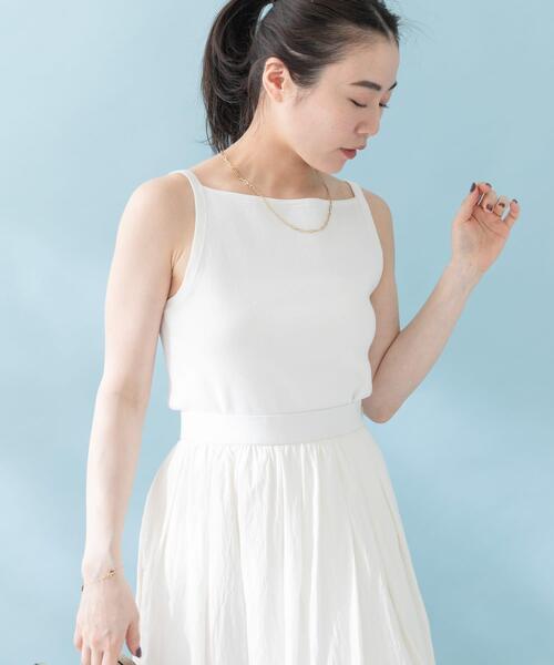 URBAN RESEARCH ROSSO WOMEN(アーバンリサーチ ロッソ)の「スクエアネックニットキャミソール(キャミソール・レディース・ブラック/オフホワイト/ベージュ・FREE)」の2枚目の写真