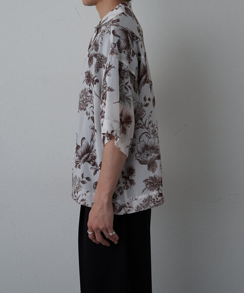 COLONY 2139（コロニートゥーワンスリーナイン）の「ボタニカル柄半袖シャツ（シャツ/ブラウス・メンズ・ベージュ/ブラック・LARGE/MEDIUM）」の19枚目の写真