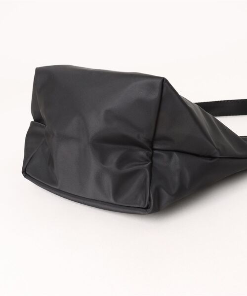 FREDRIK PACKERS（フレドリックパッカーズ）の「FREDRIK PACKERS / MELL TOTE（トートバッグ・レディース・グレー/ブラック/オリーブ/ベージュ・ONESIZE）」の6枚目の写真