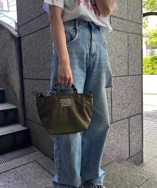 FREDRIK PACKERS（フレドリックパッカーズ）の「FREDRIK PACKERS / MELL TOTE（トートバッグ・レディース・グレー/ブラック/オリーブ/ベージュ・ONESIZE）」の17枚目の写真