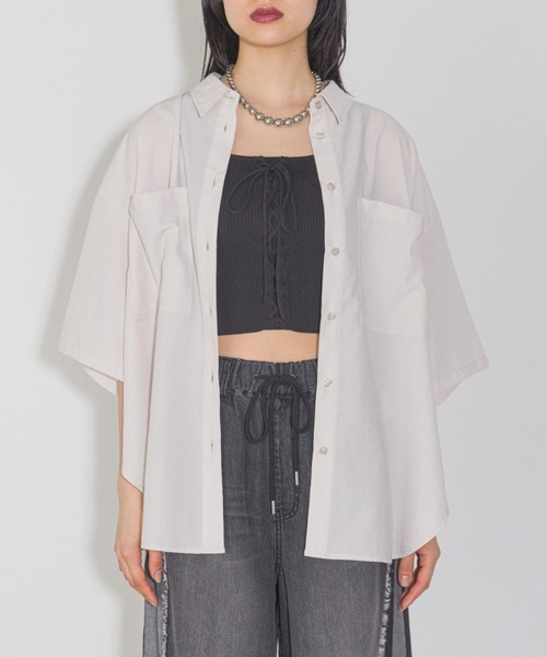 PAGEBOY(ページボーイ)の「ルーズ半袖シャツ(シャツ/ブラウス・レディース・オフホワイト/グレー/ブルー/ブラック・FREE)」の1枚目の写真