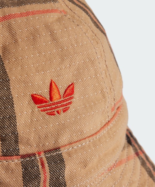 adidas Originals（アディダスオリジナルス）の「ウェールズ・ボナー バケットハット / アディダスオリジナルス adidas Originals（ハット・メンズ・ベージュ・S/X-LARGE/LARGE）」の6枚目の写真