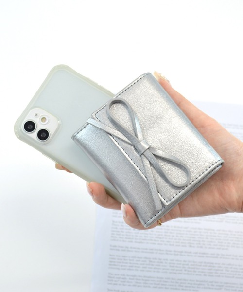 ALTROSE（アルトローズ）の「リボン ボックスコイン 三つ折り財布 ミニ財布 ルリリ（財布・レディース・ブラック/シルバー/ブルー/レッド/アイボリー/レオパード・FREE）」の17枚目の写真