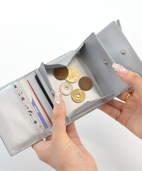 ALTROSE（アルトローズ）の「リボン ボックスコイン 三つ折り財布 ミニ財布 ルリリ（財布・レディース・ブラック/シルバー/ブルー/レッド/アイボリー/レオパード・FREE）」の20枚目の写真