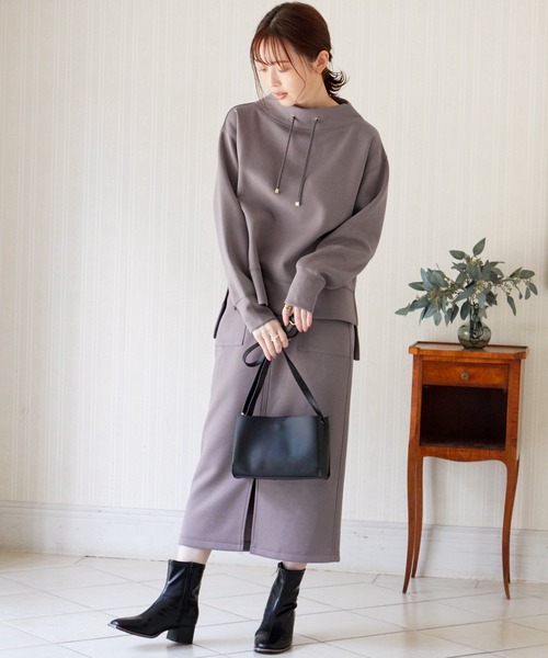 ikka（イッカ）の「GOKU楽PUミニショルダーバッグ（ショルダーバッグ・レディース・シルバーグレー/ベージュ/ブラック/ライトグレー/キャメル/レッド・FREE）」の9枚目の写真