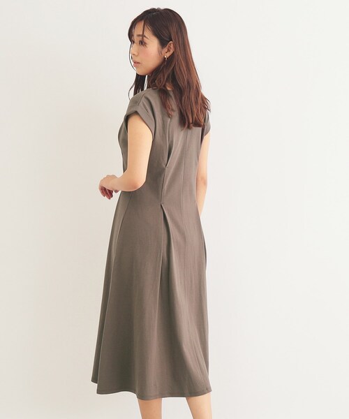 index（インデックス）の「◆《5color/S-LLsize》UV ウエストタックフレアワンピース【接触冷感/洗濯機洗い可】（ワンピース・レディース・ブラック/ブラウン系その他/ライトブルー/ベージュ系その他7/ネイビー系5・36/38/40/42）」の18枚目の写真