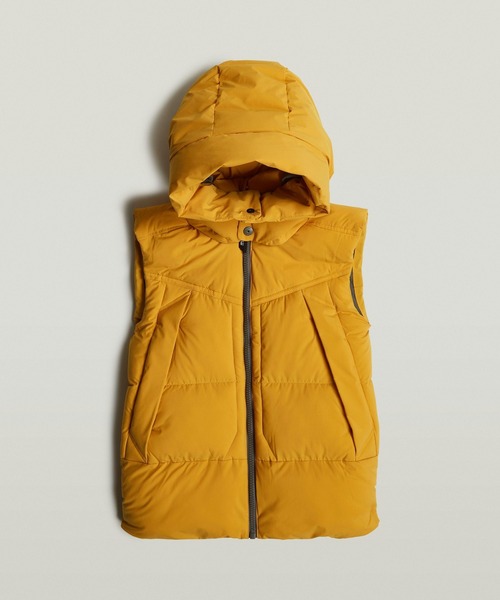 G-STAR（ジースター）の「G-WHISTLER PADDED HOODED VEST 2.0/撥水中綿ナイロンベスト/フード取り外し可能（ダウンベスト・メンズ・ダークブルー/グレイッシュベージュ/イエロー・LARGE/MEDIUM/SMALL/X-SMALL/X-LARGE）」の22枚目の写真