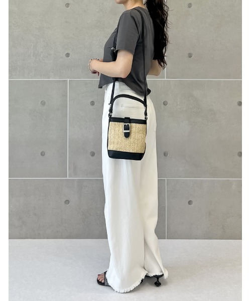 Re:EDIT（リエディ）の「2WAYフェイクレザーベルトかごショルダーバッグ（ショルダーバッグ・レディース・ブラウン/ブラック・FREE）」の5枚目の写真