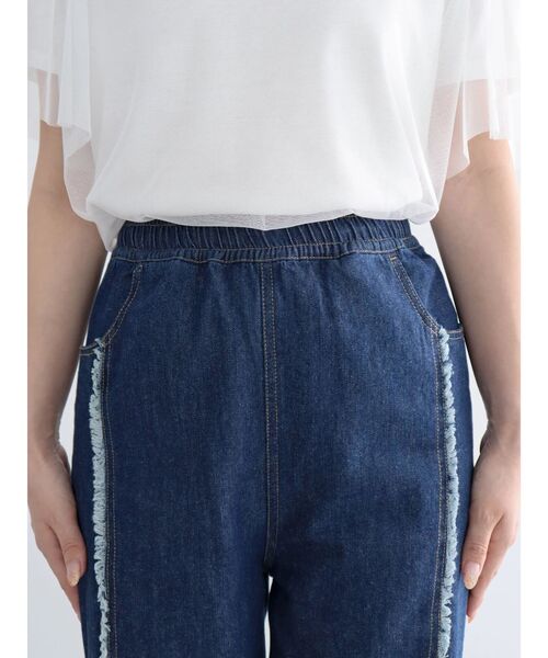 Green　Parks（グリーンパークス）の「・Double　Flags　デニムフリンジラインパンツ（デニムパンツ・レディース・ブラック/ライトインディゴブルー/ダークインディゴブルー・FREE）」の15枚目の写真