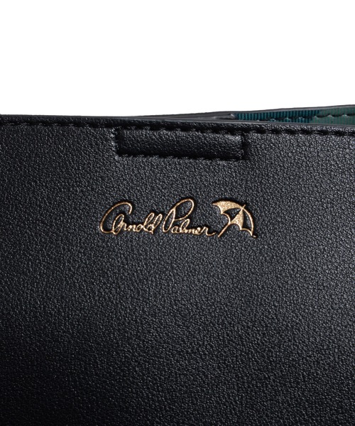 Arnold Palmer（アーノルドパーマー）の「バイアスチェック シェア トート（トートバッグ・レディース・ブラック/ベージュ・F）」の3枚目の写真