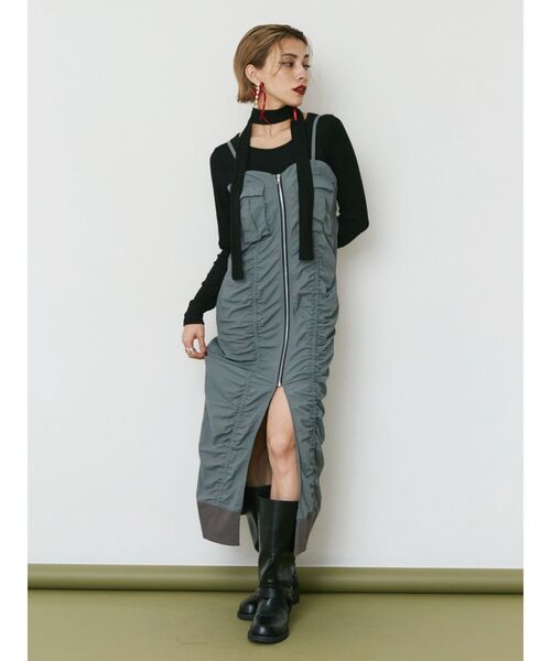 EVRIS（エヴリス）の「チョーカーリボン付リブトップス（Tシャツ/カットソー・レディース・グレー/ブルー/ブラック・FREE）」の11枚目の写真