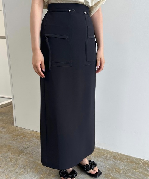 lawgy（ラウジー）の「string point square switching skirt / ストリングポイントスクエアスイッチングスカート（スカート・レディース・ブラック/アイボリー/クリーム・FREE）」の2枚目の写真