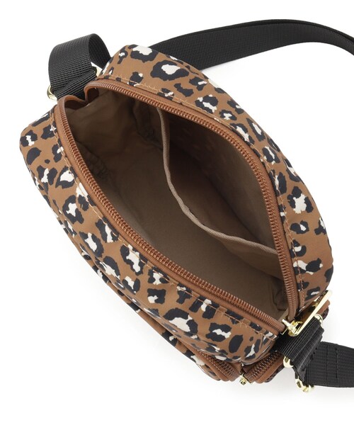 SHOO・LA・RUE（シューラルー）の「【Lee別注】スクエアショルダーバッグ（ショルダーバッグ・レディース・ブラック/ベージュ/ブルー/ダークブラウン系3・00）」の13枚目の写真