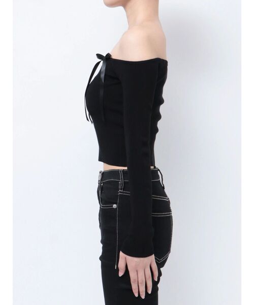 GYDA(ジェイダ)の「【WEB限定】【TINY低身長さん向け】オフショルリボンニットトップス(ニット/セーター・レディース・レッド/オフホワイト/ブラック・FREE)」の18枚目の写真