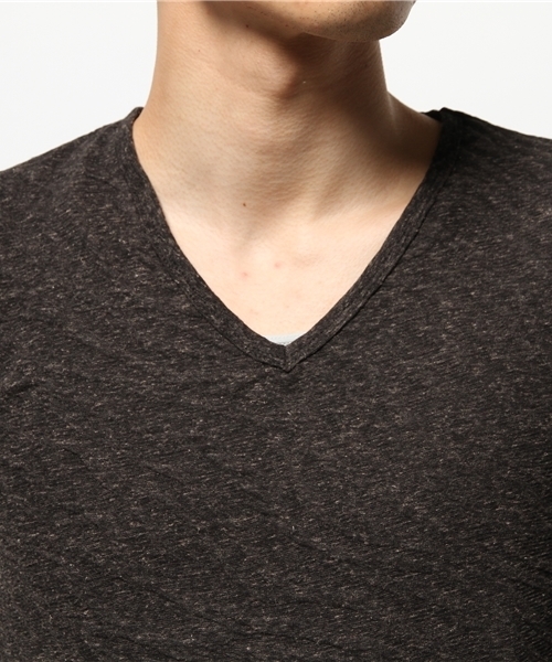 VENCEEXCHANGE（ヴァンスエクスチェンジ）の「バイアスジャガードVロンT（Tシャツ/カットソー・メンズ・グレー/チャコールグレー・MEDIUM/LARGE）」の5枚目の写真