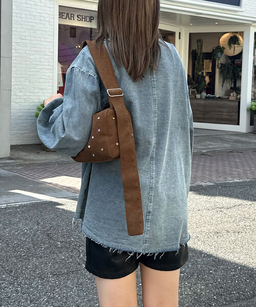 CIAOPANIC(チャオパニック)の「オーバーダイデニムシャツ(シャツ/ブラウス・レディース・ブルー・ONE SIZE)」の4枚目の写真