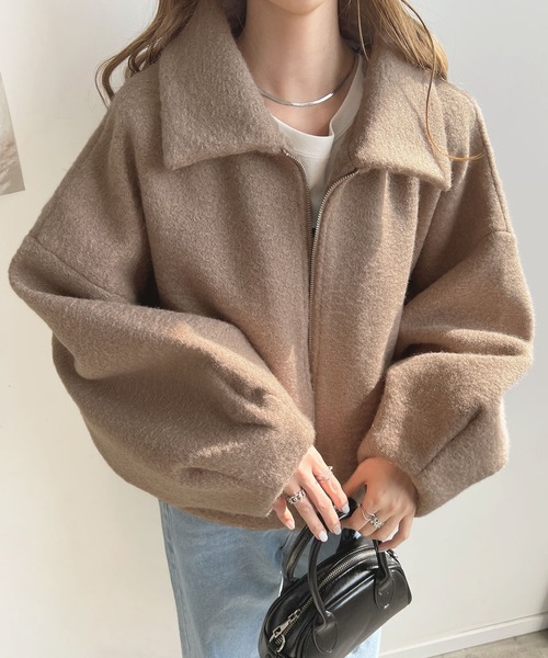 Futier land（フューティアランド）の「シープ調ボアショートジャケット（ブルゾン・レディース・ブラック/グレイッシュベージュ/チャコールグレー・MEDIUM）」の14枚目の写真