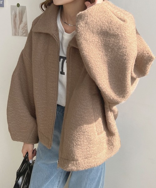 Futier land（フューティアランド）の「シープ調ボアショートジャケット（ブルゾン・レディース・ブラック/グレイッシュベージュ/チャコールグレー・MEDIUM）」の16枚目の写真