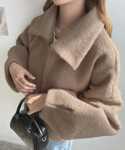 Futier land（フューティアランド）の「シープ調ボアショートジャケット（ブルゾン・レディース・ブラック/グレイッシュベージュ/チャコールグレー・MEDIUM）」の21枚目の写真