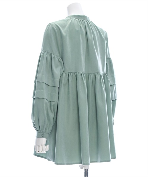 clear（クリア）の「ピーチ起毛袖タックチュニック/ブラウス [大人 カジュアル 着回し力抜群]≪再入荷≫（チュニック・レディース・チャコールグレー/オフホワイト/ミント・F）」の8枚目の写真