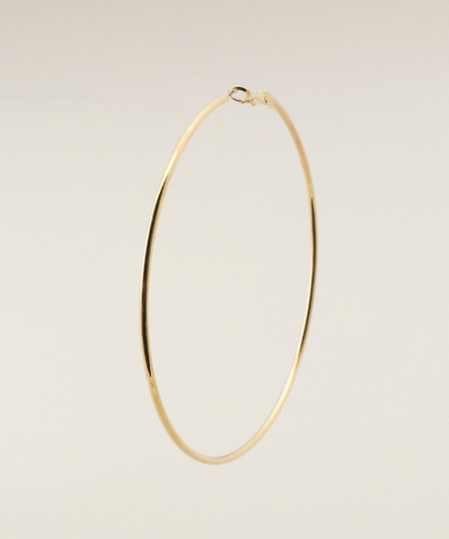 Kenneth Jay Lane(ネスジェイレーン)の「【Kenneth Jay Lane/ケネス ジェイ レーン】 hoop post ear:ピアス(ピアス(両耳用)・レディース・ゴールド・FREE)」の2枚目の写真