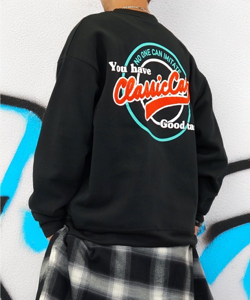Burner(バーナー)の「【GROOVY STORE】サガラ刺繍 オーバーサイズスウェットクルー裏起毛(スウェット・メンズ・ブラック/ダークグリーン/ブラウン/ライトブラック/スミクロ/ホワイト×ライトグレー/ホワイト×グレー/杢グレー/ブラック系2/ネイビー系/グレー系/ホワイト系/ホワイト系2/ダークグリーン系2/ダークブラウン/ブラック系3・LL/M/L)」の6枚目の写真