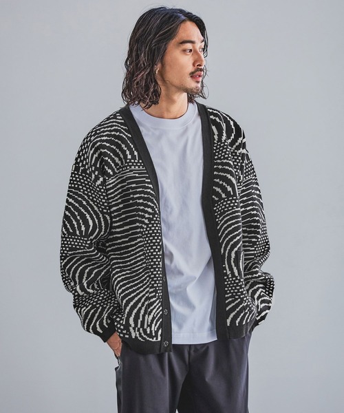 HEREIAM（ヘレイアム）の「【HEREIAM MEN】WAVERORMカーディガン（カーディガン/ボレロ・メンズ・ブラック/ライトピンク・MEDIUM/LARGE）」の9枚目の写真