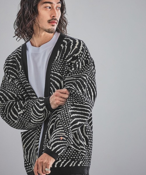 HEREIAM（ヘレイアム）の「【HEREIAM MEN】WAVERORMカーディガン（カーディガン/ボレロ・メンズ・ブラック/ライトピンク・MEDIUM/LARGE）」の10枚目の写真