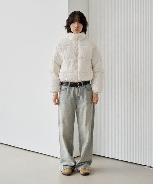 UNE MANSION(ユヌマンション)の「ポケットジッパークロップドジップアップ中綿ジャンバー ぺディン(ダウンジャケット/コート・レディース・ブラウン/ブラック/アイボリー・FREE)」の15枚目の写真