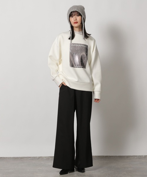 LAKOLE（ラコレ）の「箔プリント裏起毛プルオーバー / 240572（スウェット・レディース・ブラック/オフホワイト/グレー・FREE）」の10枚目の写真