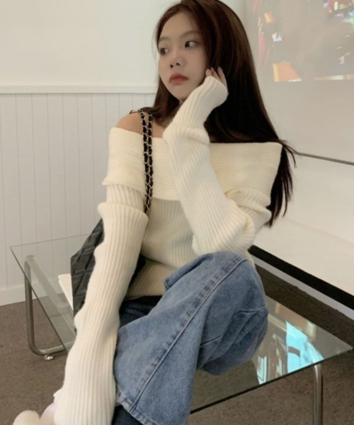 Ritzy（リッツィー）の「オフショルダー リブニット長袖トップス（ニット/セーター・レディース・チャコールグレー/ブラック/アイボリー・FREE）」の4枚目の写真