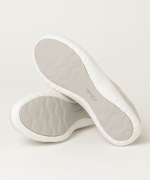 Clarks（クラークス）の「Adella Stroll / アデラストロール（ライトグレー）（スニーカー・レディース・ライトグレー・UK3/UK5）」の3枚目の写真