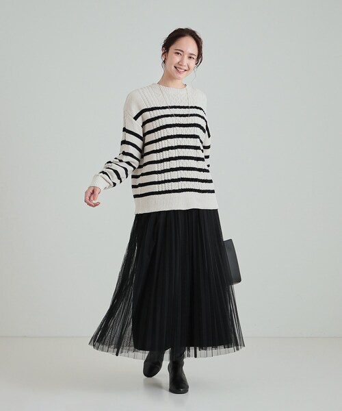 SHOO・LA・RUE（シューラルー）の「◆もっちり柔らか モールケーブルニット（ニット/セーター・レディース・ネイビー系2/ベージュ/ホワイト系5/ベビーピンク・01/02/04/03）」の16枚目の写真